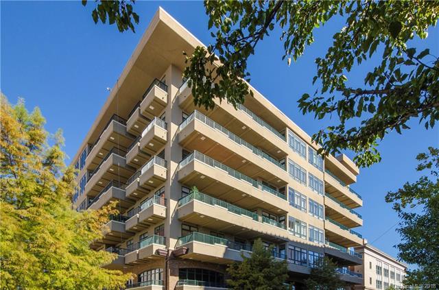 21 Battery Park Avenue - Photo 1
