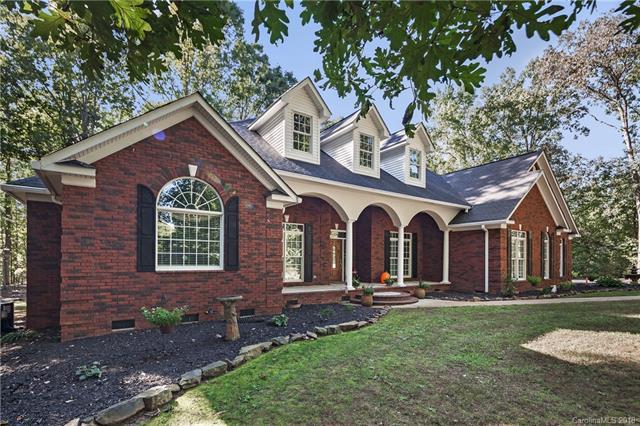 116 Generals Way - Photo 1