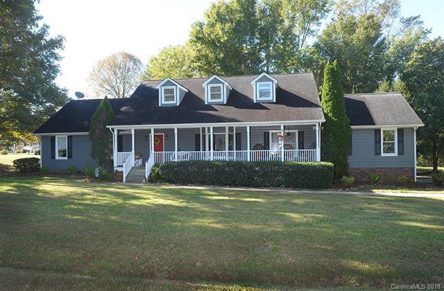 617 Pine Hill Drive - Photo 1