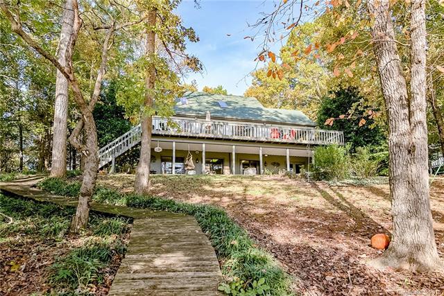 3077 Riverside Drive - Photo 1