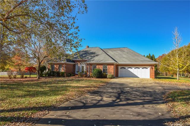 135 Persimmon Creek Road - Photo 1