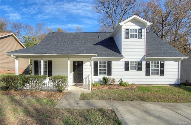 1209 Ashford Street - Photo 1