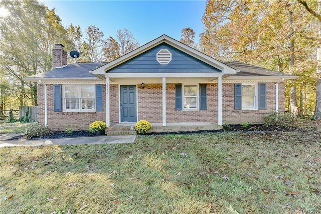 2726 Faircroft Way - Photo 1
