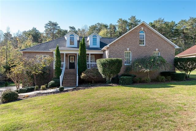 5815 Kingsway Boulevard - Photo 1