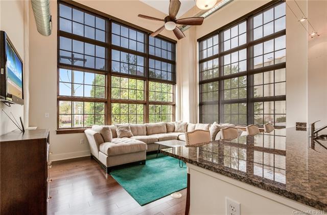 715 Graham Street - Photo 1