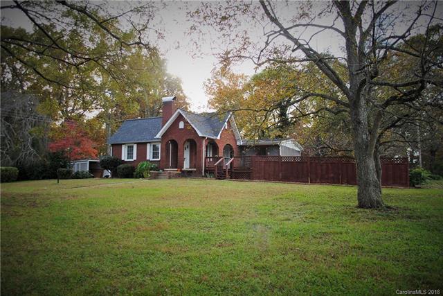 301 Spring Garden Avenue - Photo 1