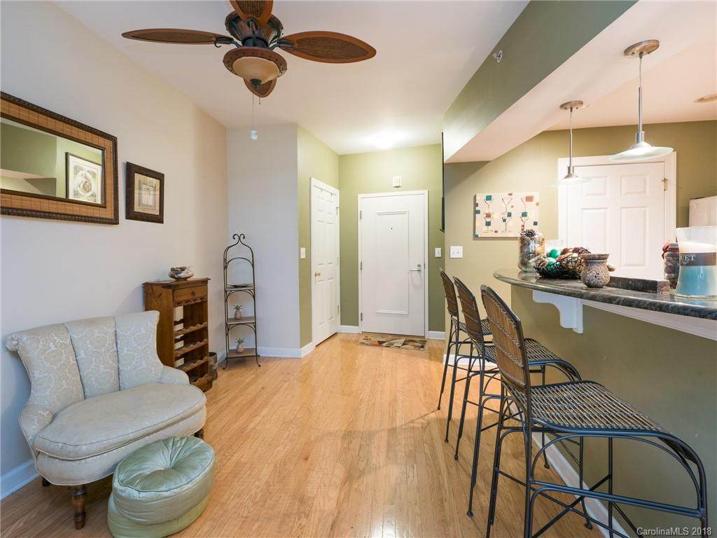 718 Trade Street - Photo 1