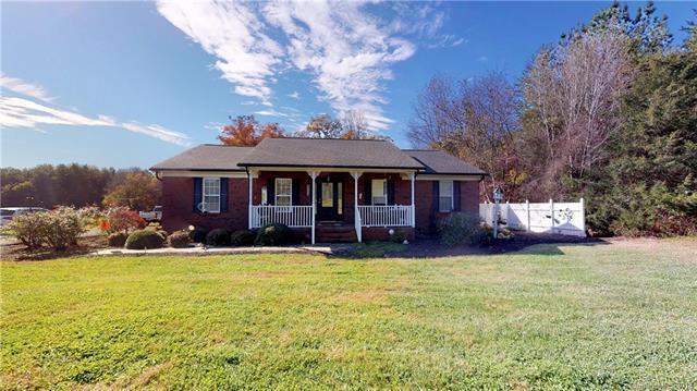 463 Blossom Hill Road - Photo 1