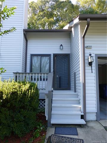 207 Cheyenne Court - Photo 1