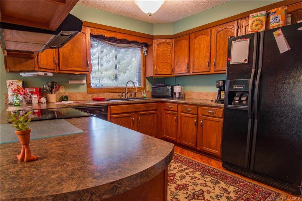 330 Scarlet Oaks Drive - Photo 1