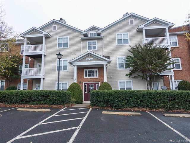 10642 Hill Point Court - Photo 1