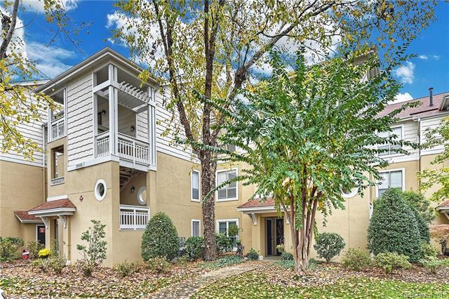 18009 Kings Point Drive - Photo 1