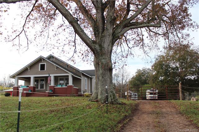 1647 W 7th Street - Photo 1