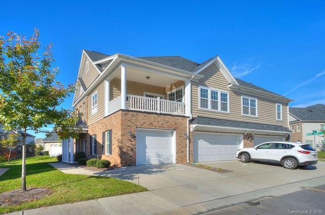 11208 Lazio Lane - Photo 1