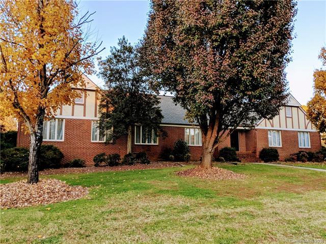 1101 Colonial Drive - Photo 1