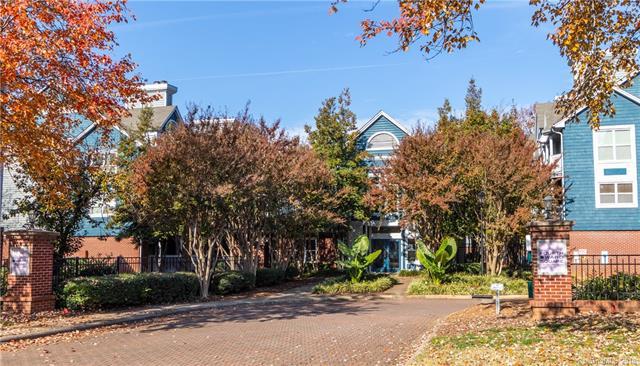 505 Graham Street - Photo 1