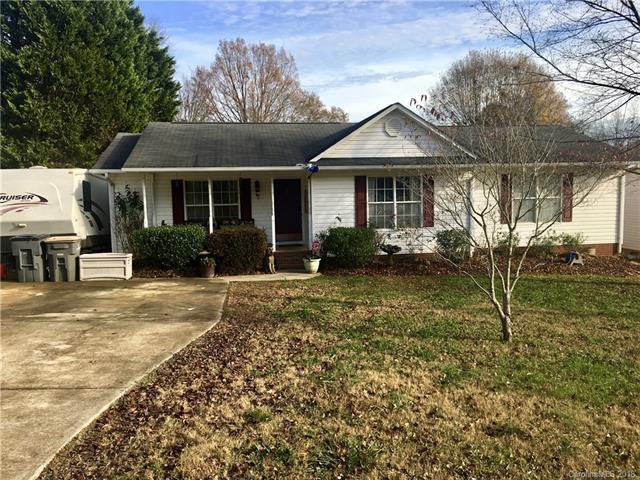 923 Victoria Avenue - Photo 1