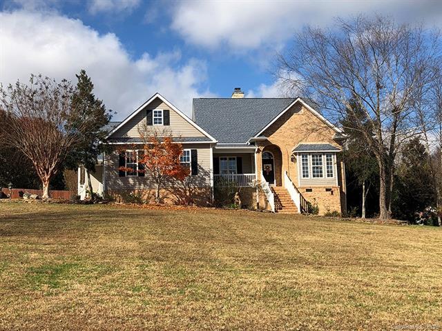 913 Houston Drive - Photo 1