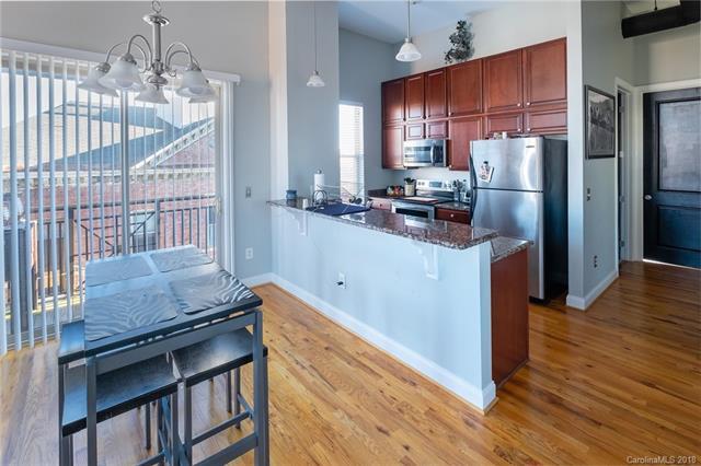 135 Lee Street - Photo 1