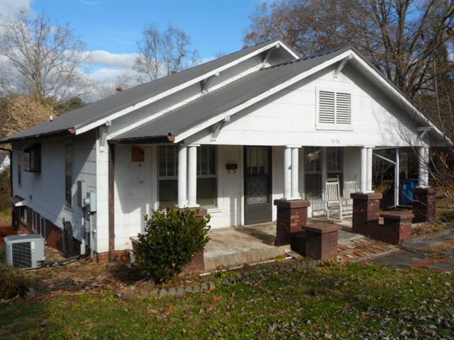 1016 Orchard Street - Photo 1