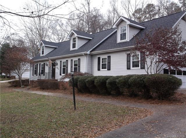 502 Camelot Drive - Photo 1