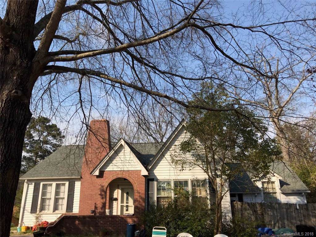 900 Chesterfield Avenue - Photo 1