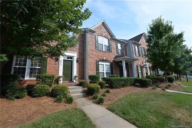 20212 Amy Lee Drive - Photo 1