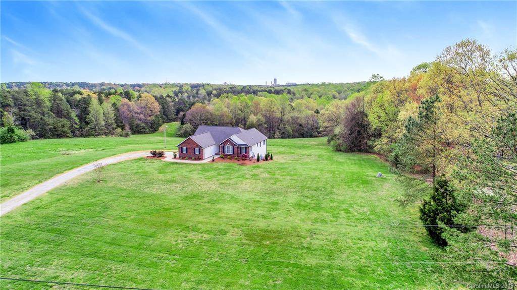 3500 Reid Circle - Photo 1
