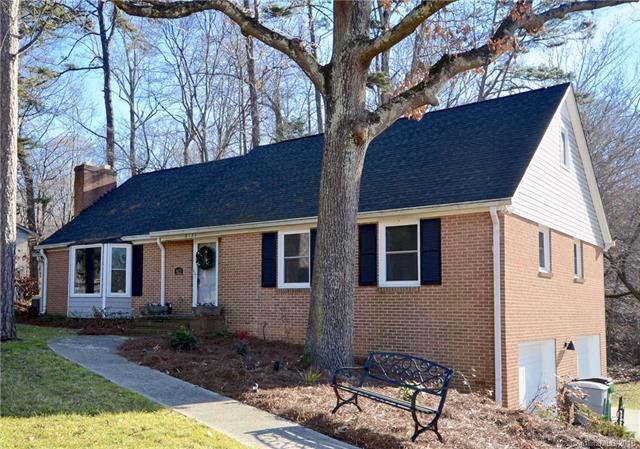 8121 Larkhaven Road - Photo 1