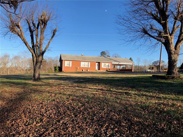4959 H M Hefner Road - Photo 1