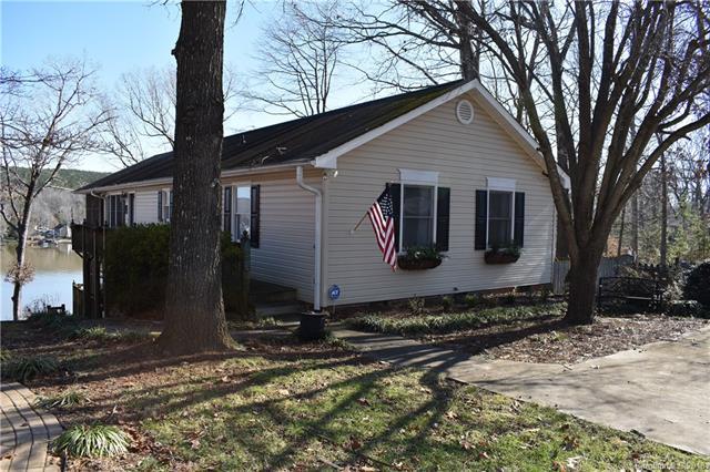 1050 Pinehaven Drive - Photo 1