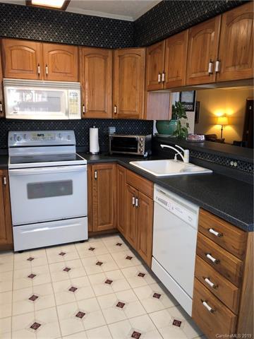 2794 Woodridge Drive - Photo 1