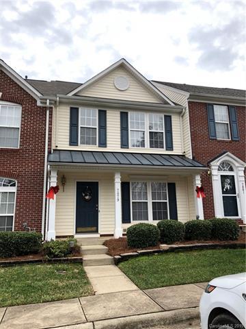 7879 Mariners Pointe Circle - Photo 1