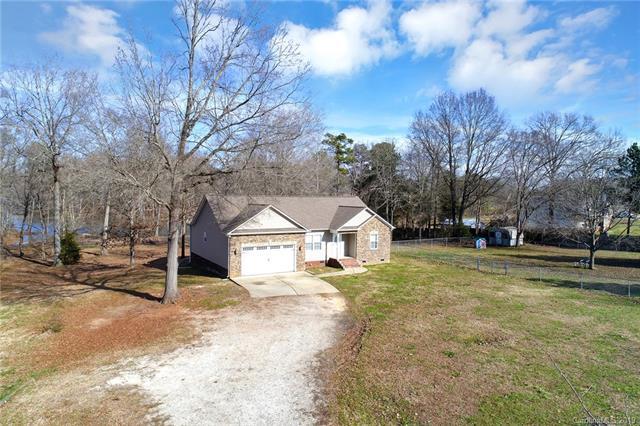 326 Daves Road - Photo 1