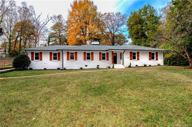 1557 Clarendon Place - Photo 1