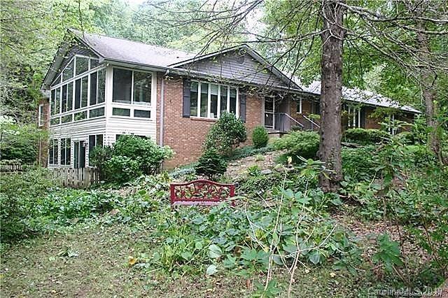 104 Woodhaven Drive - Photo 1