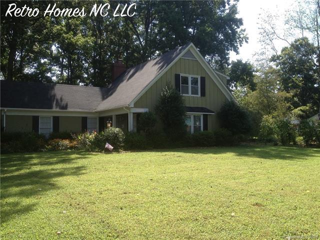 1523 Cedarwood Lane - Photo 1