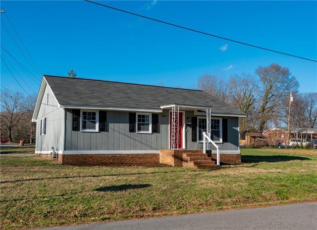 1001 Gaston Street - Photo 1