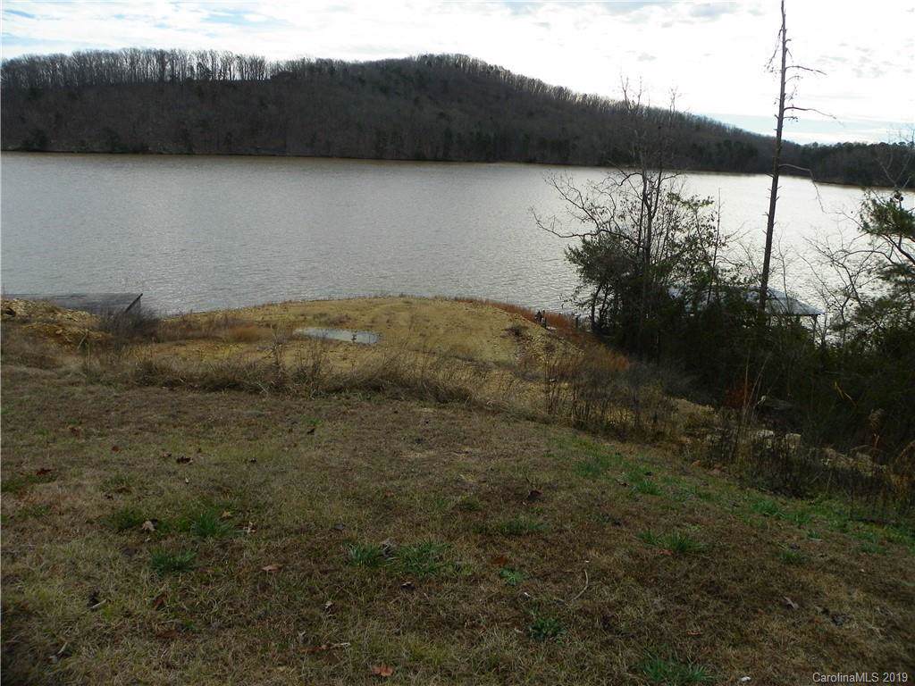 532 Shoreline Road - Photo 1