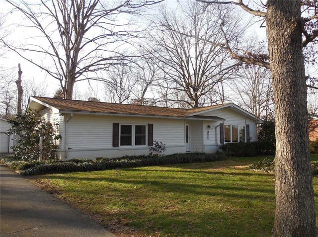 2505 30th St Drive - Photo 1