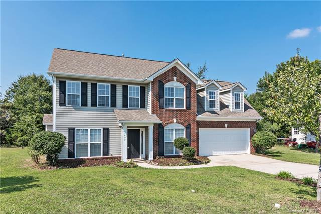 1405 Williamsburg Lane - Photo 1