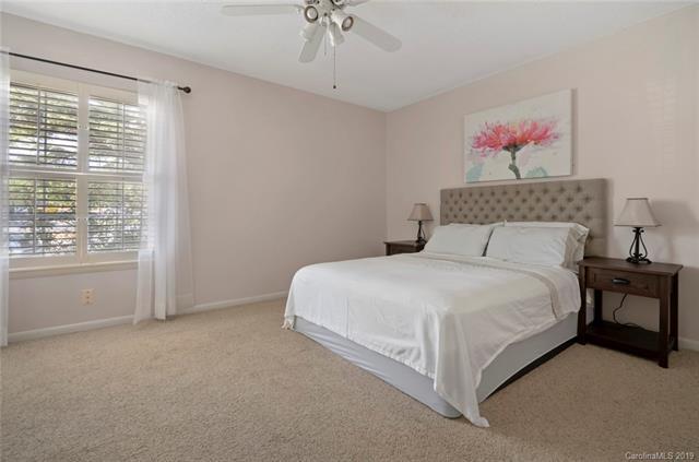 2614 Park Road - Photo 1