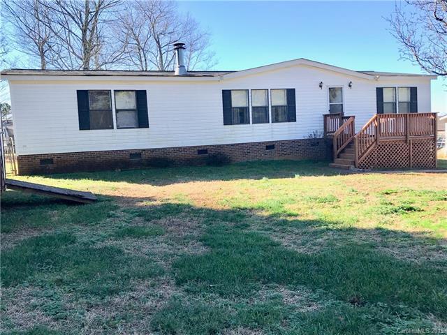 5018 Hemphill Road - Photo 1