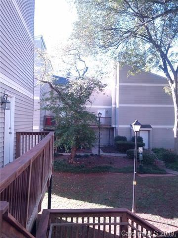 1635 Merry Oaks Road - Photo 1