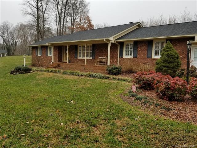 212 Brookwood Drive - Photo 1