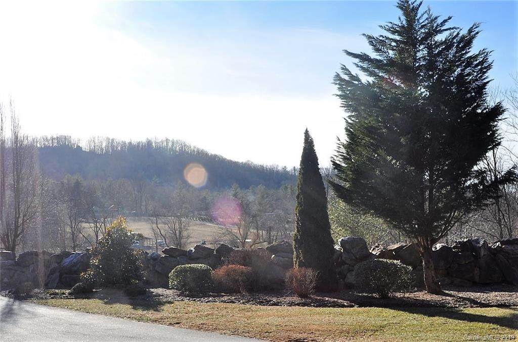 123 Sovereign Lane - Photo 1