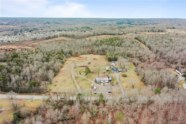 2847 Mount Gallant Road - Photo 1