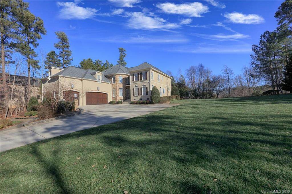 288 Indian Trail - Photo 1