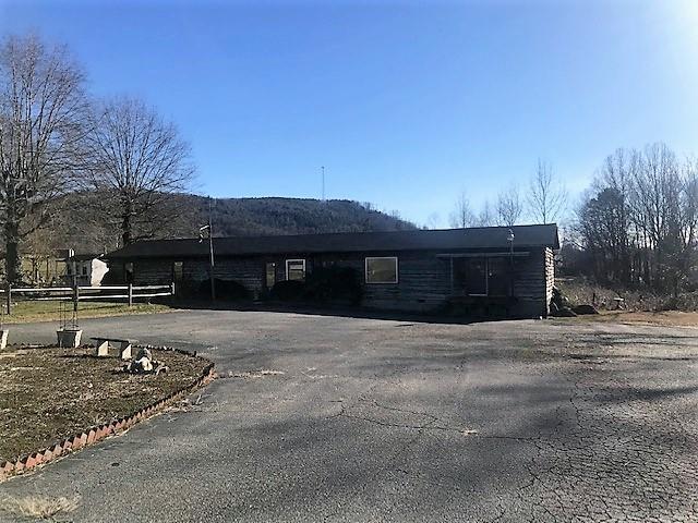 660 Dg Echerd Road - Photo 1