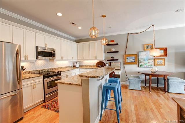 1829 Kenilworth Avenue - Photo 1